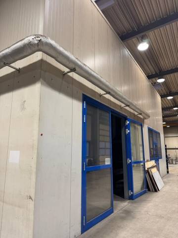 Three-coordinate CNC measuring machine